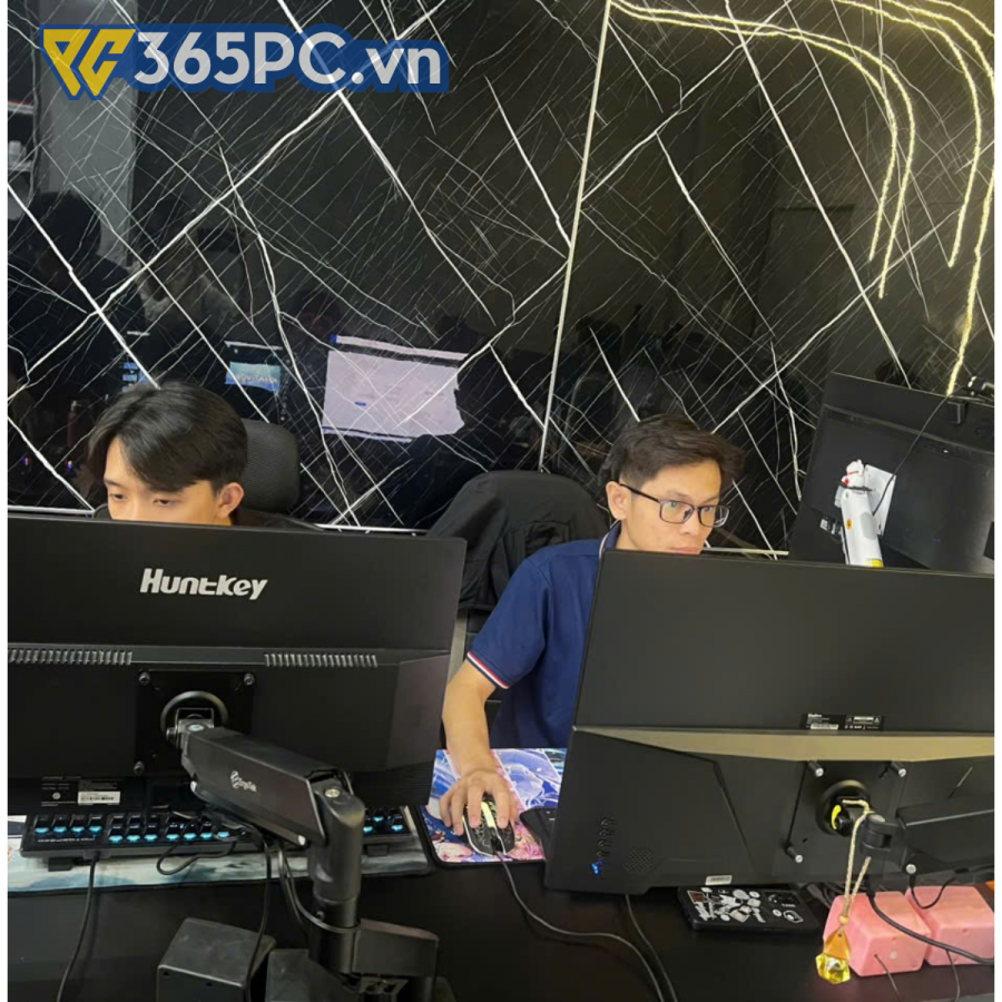 Combo PC Đã Có Phần Mềm + Win Bản Quyền Chưa? Có Cài Sẵn Game Không?